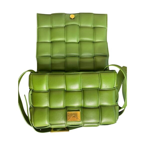 Bottega Veneta NWT Intrecciato Leather Padded Cassette in Avocado - Picture 12 of 16